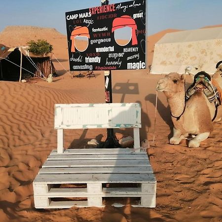 Camp Mars Hotel Douz Bagian luar foto