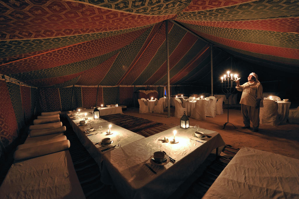 Camp Mars Hotel Douz Bagian luar foto